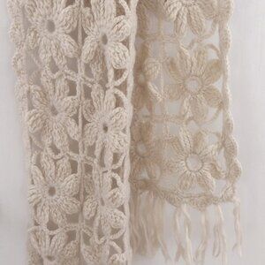 Rip Cut Crochet Cream Snowflake Scarf